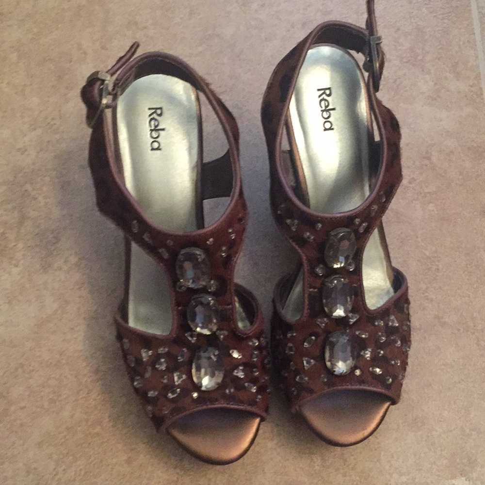 Reba wedges
